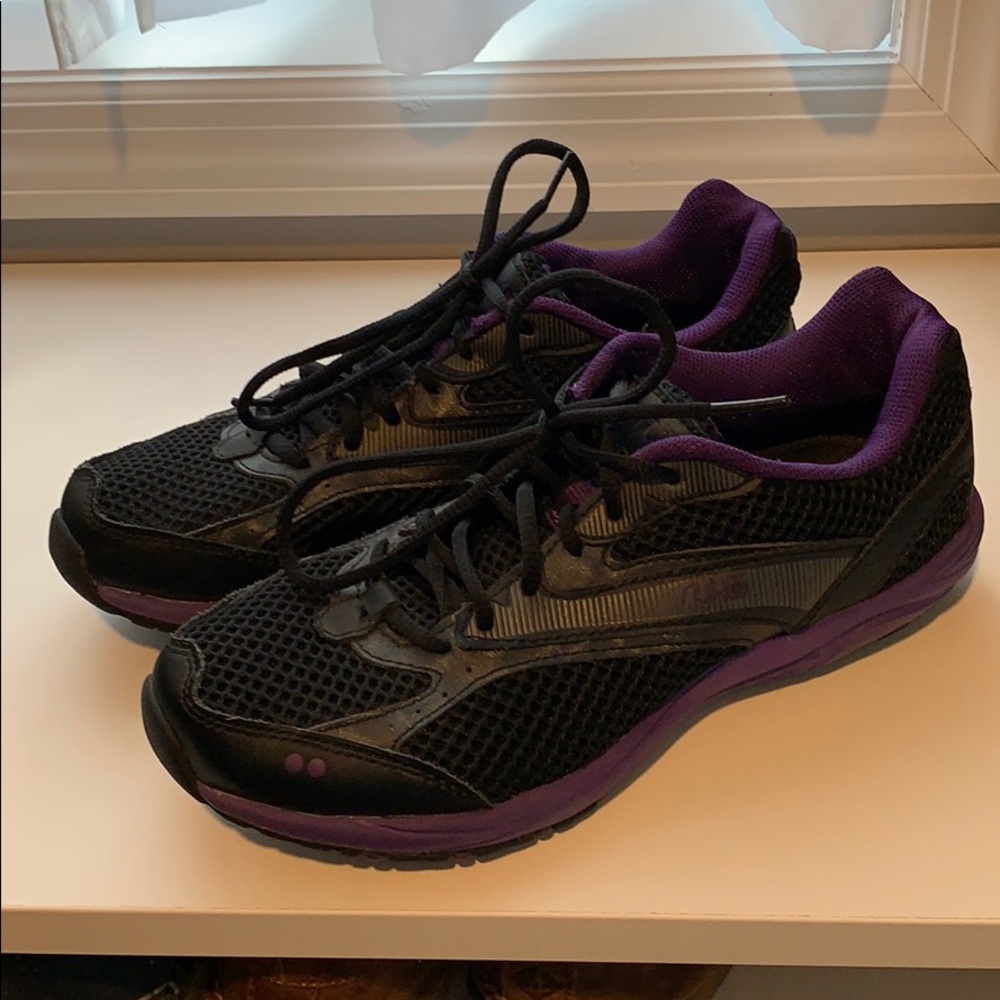 Ryka Dash athletic shoe